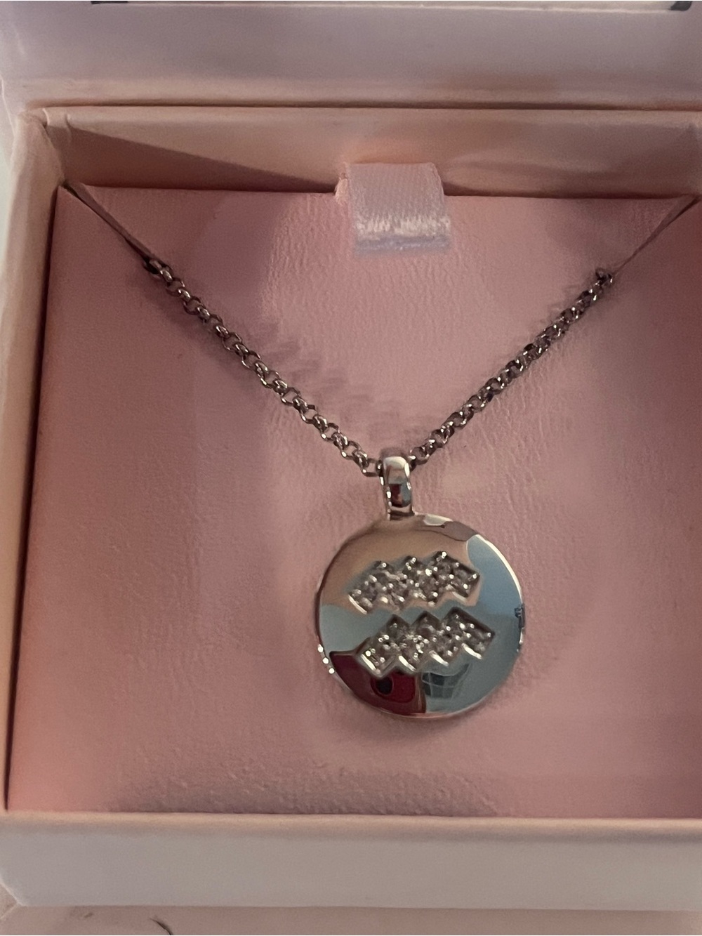 CHARM BAR NEW - Aquarius charm necklace 🎀🎀🎀🎀🎀🎀 - Picture 2 of 3